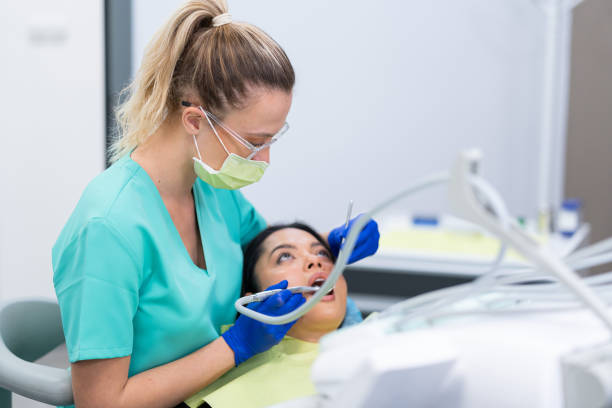 Best Tooth Infection Emergency Dentist  in Lake Mohegan, NY